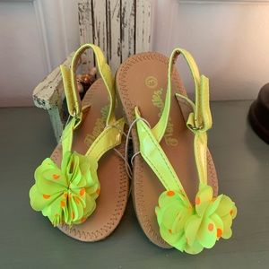 FLAPADOODLES BABY GIRLS THONG SANDALS SIZE 3 NEVER WORN! NEON YELLOW